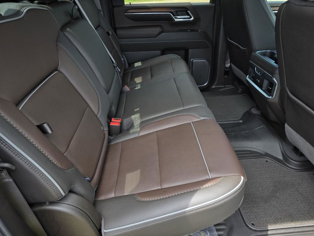Used 2024 White Frost Tri-Coat GMC Denali image 41