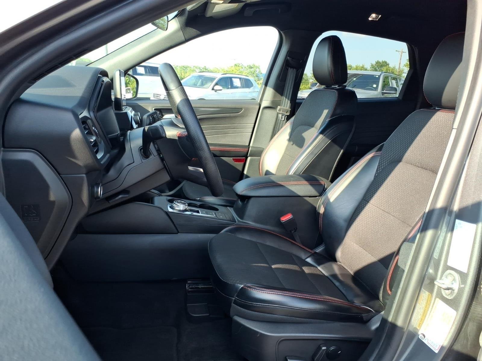 Used 2025 Carbonized Gray Ford ST-Line image 16