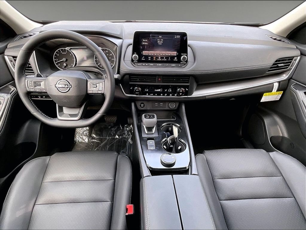 2026 Nissan Rogue Dark Armor - Photo 12