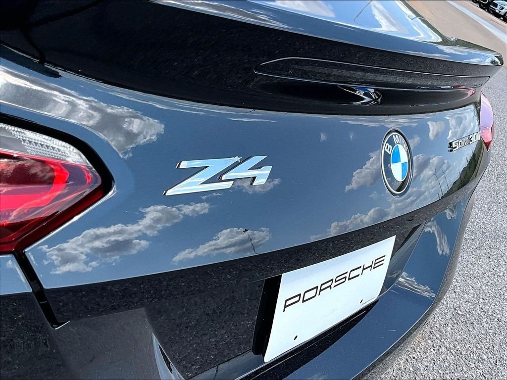 Used 2024 Black BMW sDrive30i image 22
