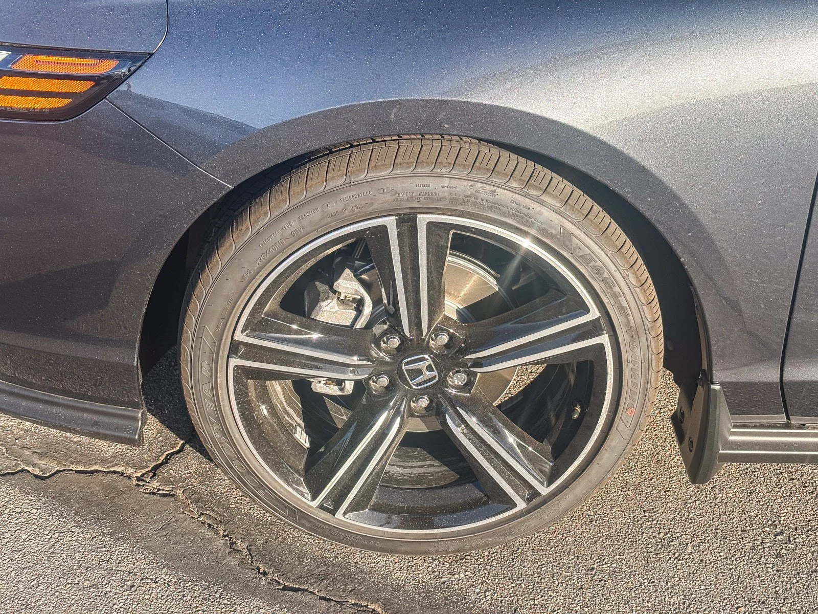 New 2026 Meteorite Gray Metallic Honda SE image 10