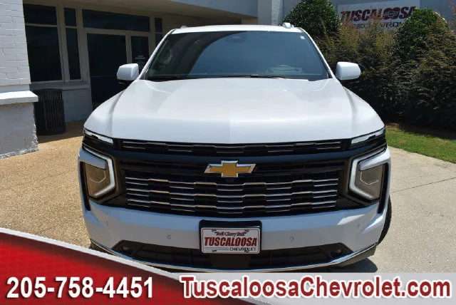 New 2026 Polar White Tricoat Chevrolet High Country image 4