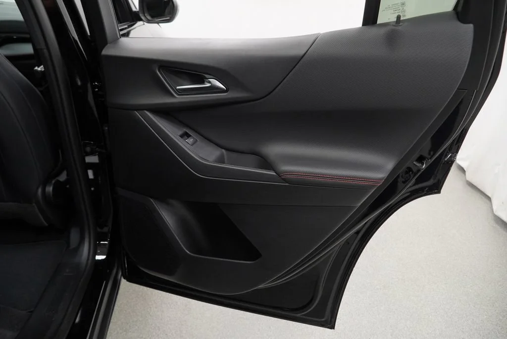 2027 Chevrolet Equinox RS - Photo 28