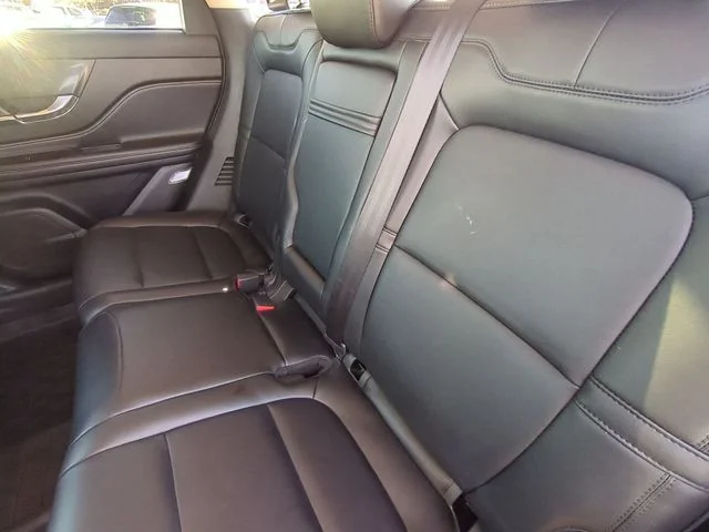 Used 2023 Gray Lincoln Standard image 29