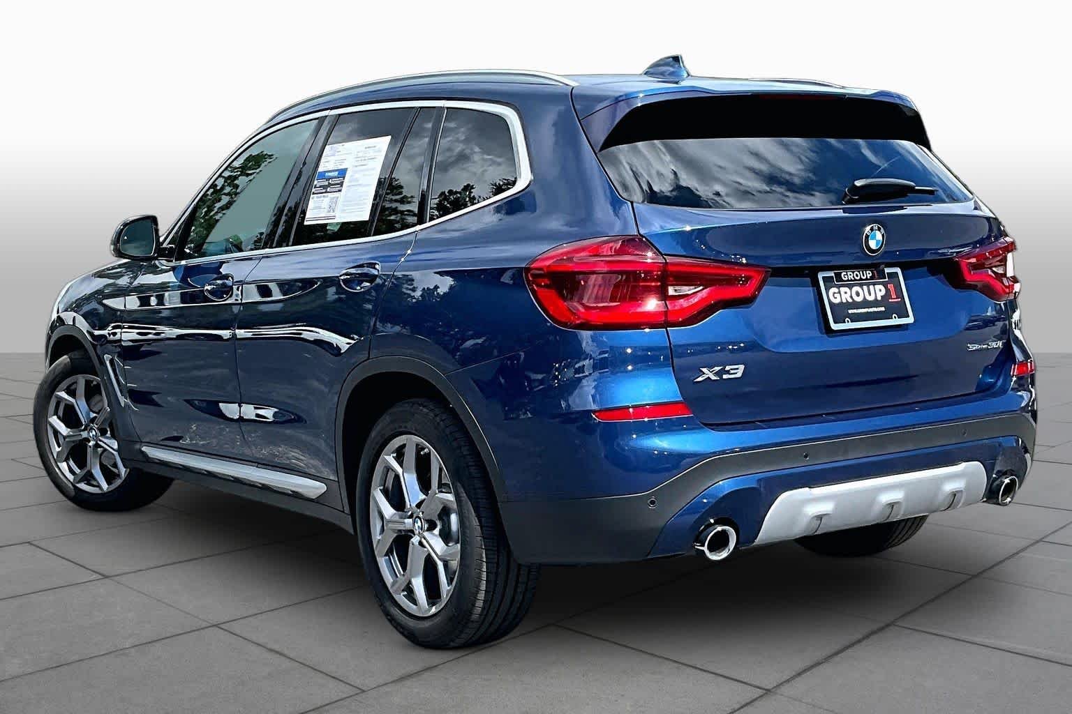 Used 2021 Phytonic Blue Metallic BMW sDrive30i image 12