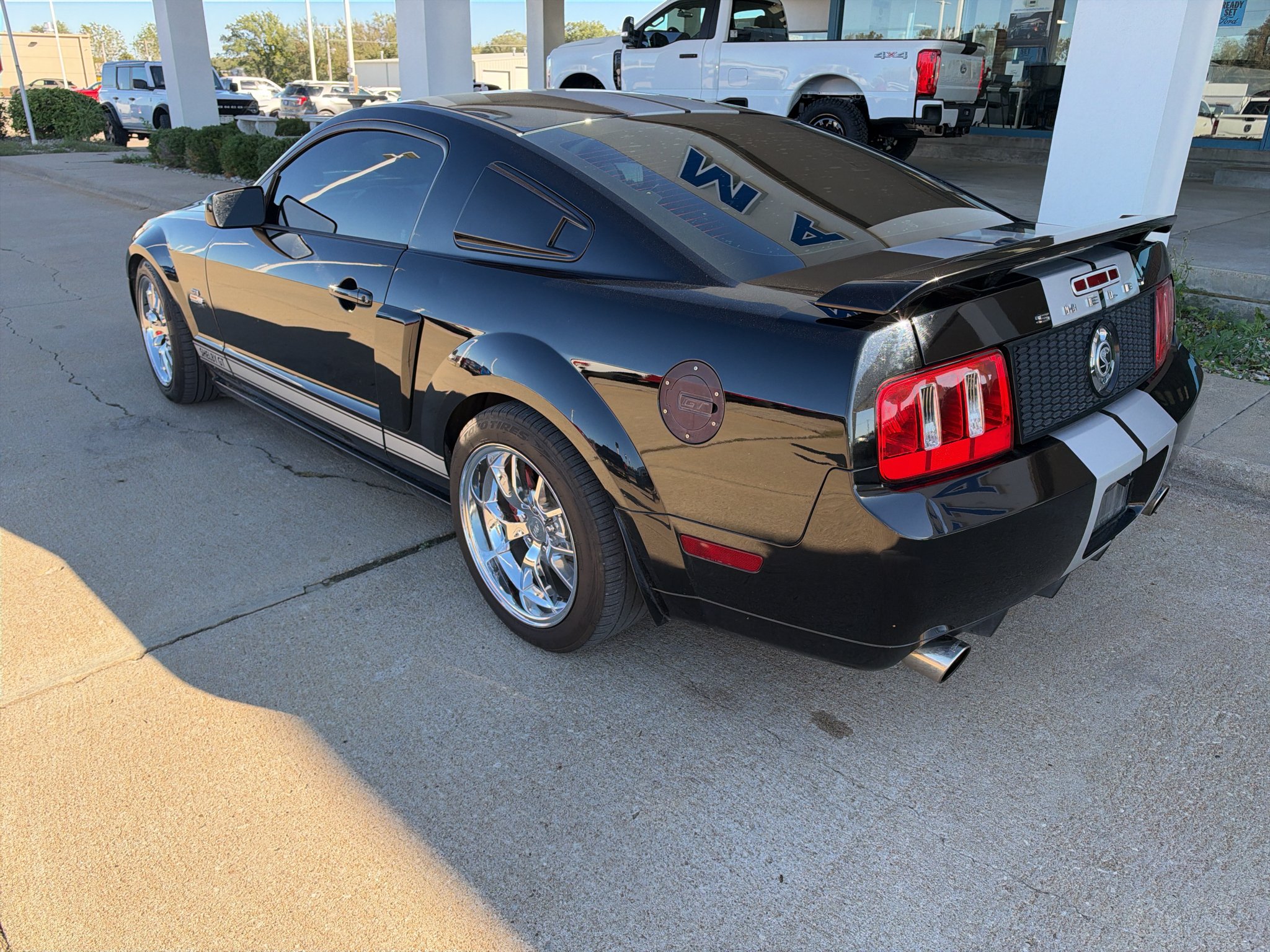 Used 2007 Black Clearcoat Ford GT Premium image 8