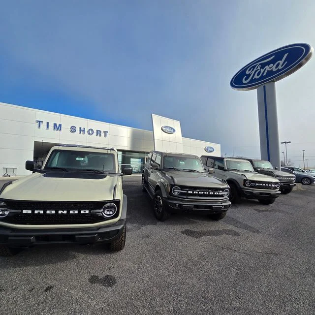 Used 2020  Ford Lariat image 24