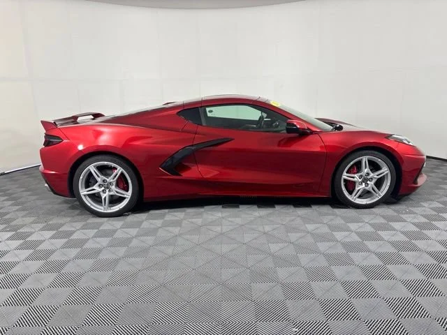 Used 2021 RED MIST METALLIC TINTCOAT Chevrolet 2LT image 38