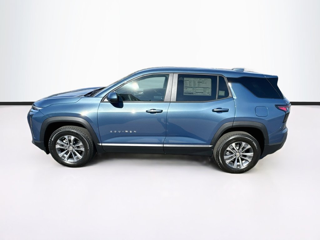 2027 Chevrolet Equinox LT - Photo 4