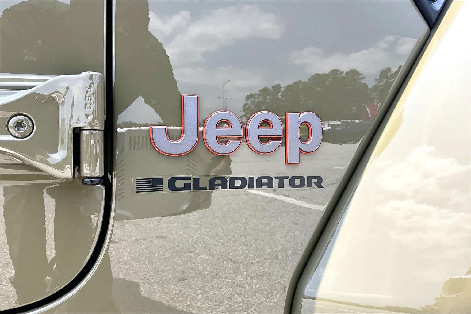Used 2025 41 Jeep Mojave X image 31