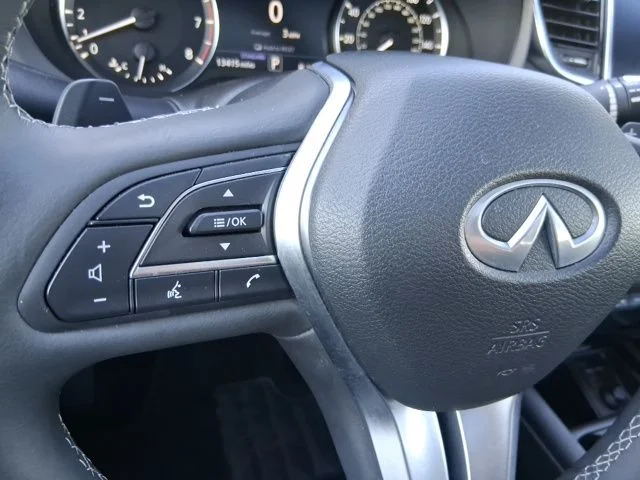 Used 2023 Black INFINITI LUXE image 11