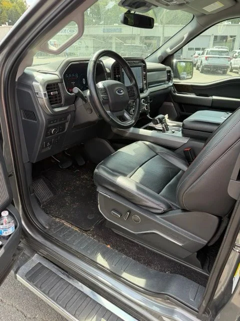 Used 2022 Gray Ford Lariat image 7