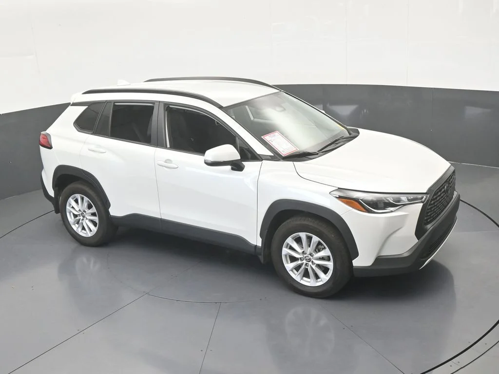 Used 2024 Pearl Toyota LE image 52