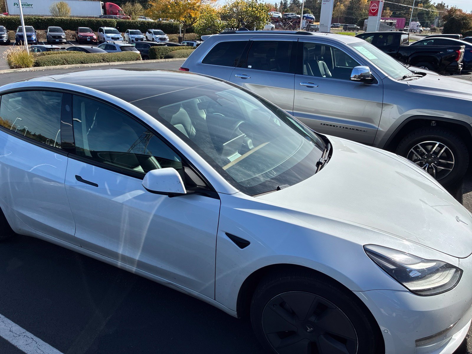 Used 2021  Tesla Long Range image 10