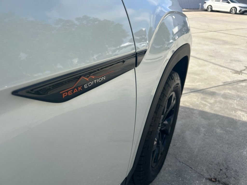 New 2026 White/off-white Volkswagen Peak Edition image 35
