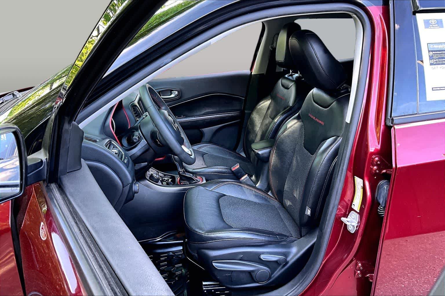 Used 2021 Velvet Red Pearlcoat Jeep Trailhawk image 9