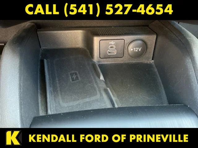 Used 2025 Silver Ford Platinum image 27