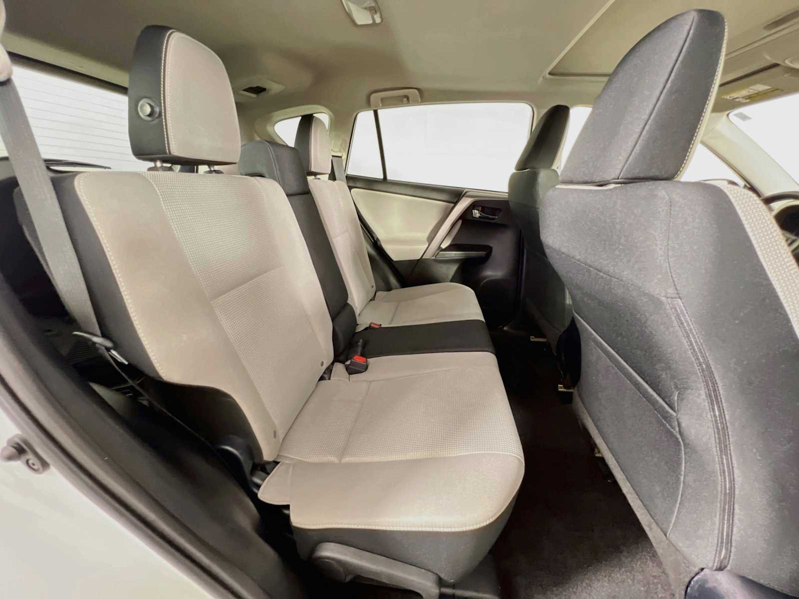 Used 2017 Super White Toyota XLE image 26