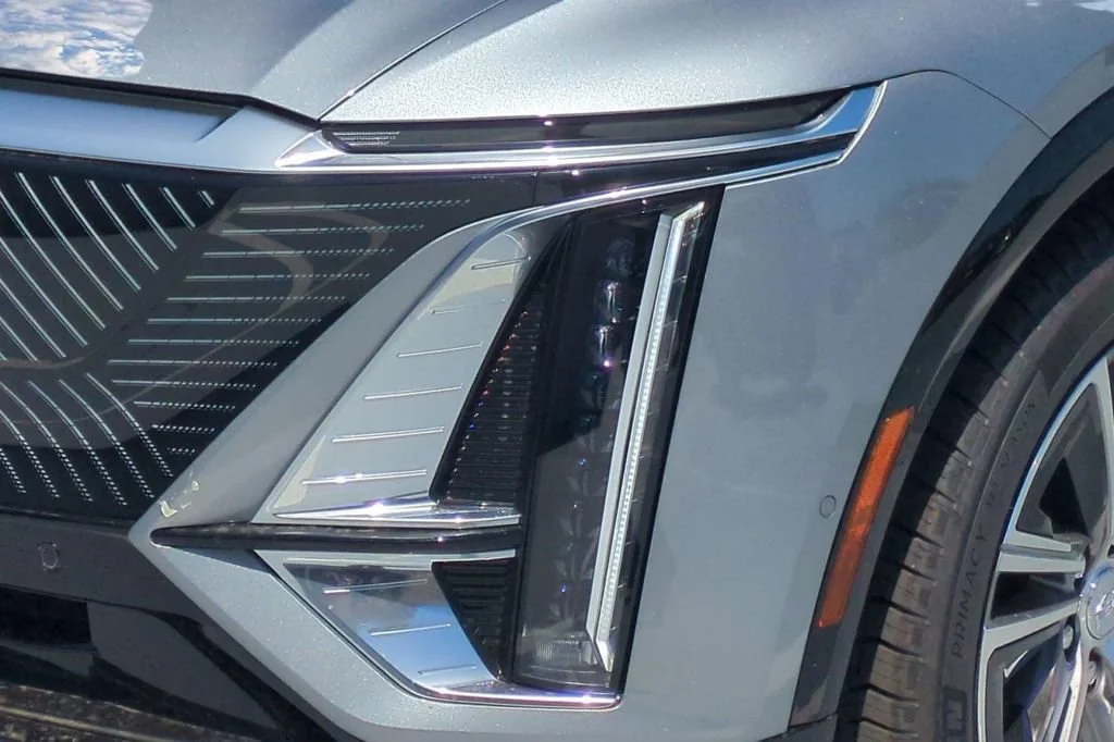 2026 Cadillac LYRIQ Luxury - Photo 18