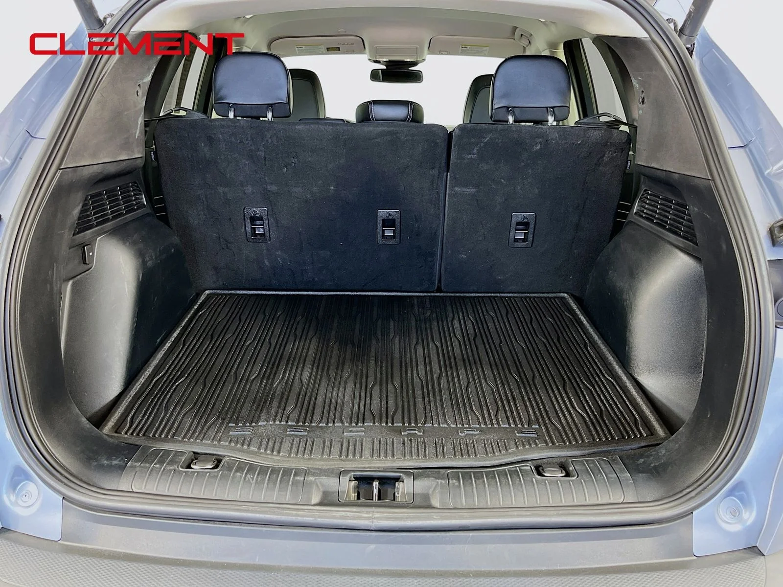Used 2022 Blue Ford Titanium image 10