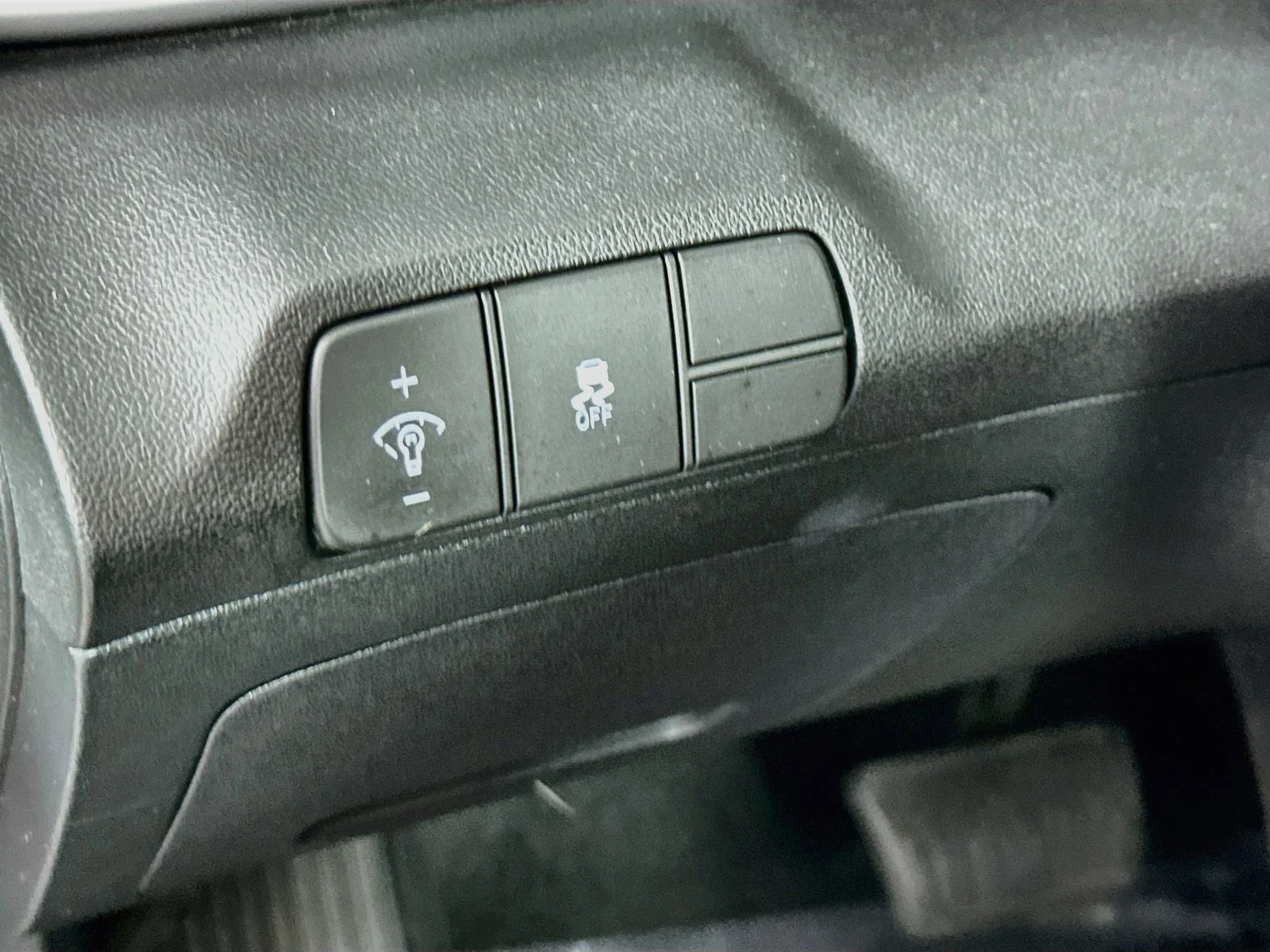 Used 2024 Fluid Metal Hyundai SEL image 11