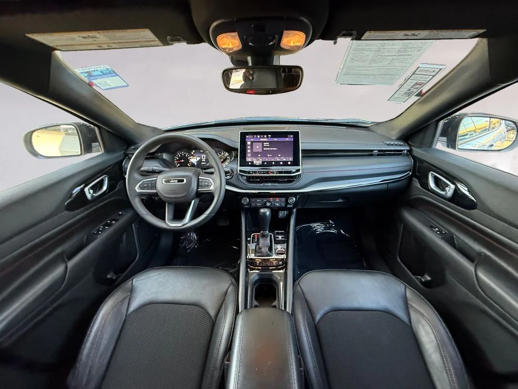 Used 2025 Silver Jeep Trailhawk image 12