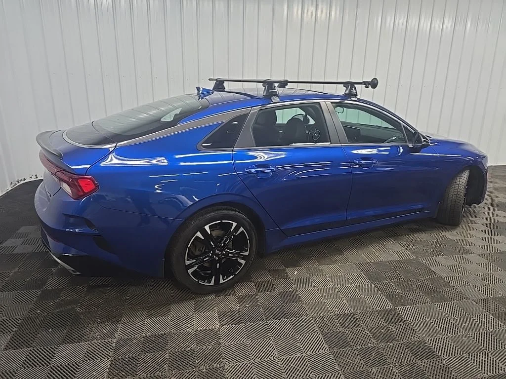 Used 2021 Blue Kia GT-Line image 3