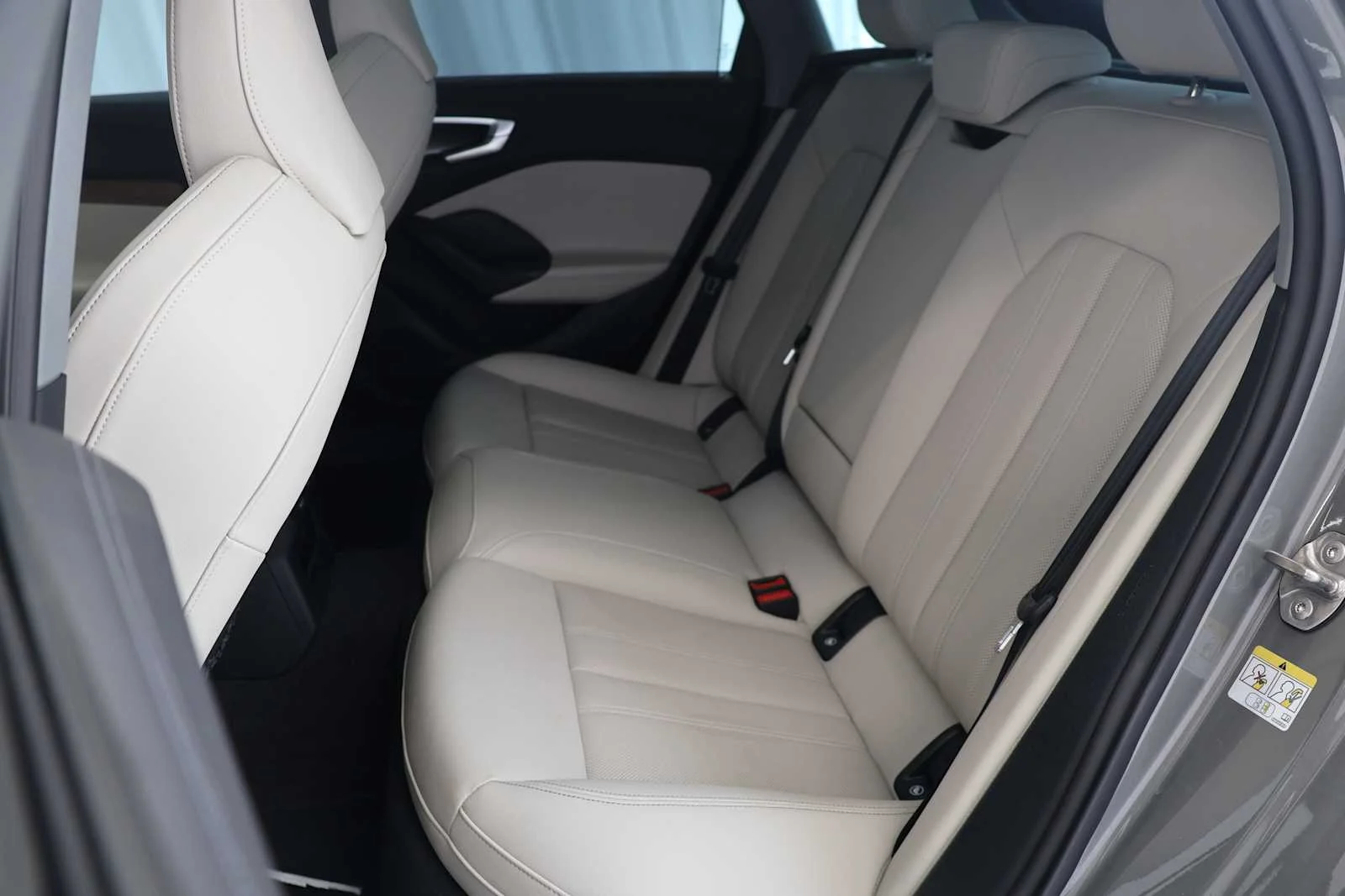 Used 2025 Chronos Gray Metallic Audi Premium Plus image 25