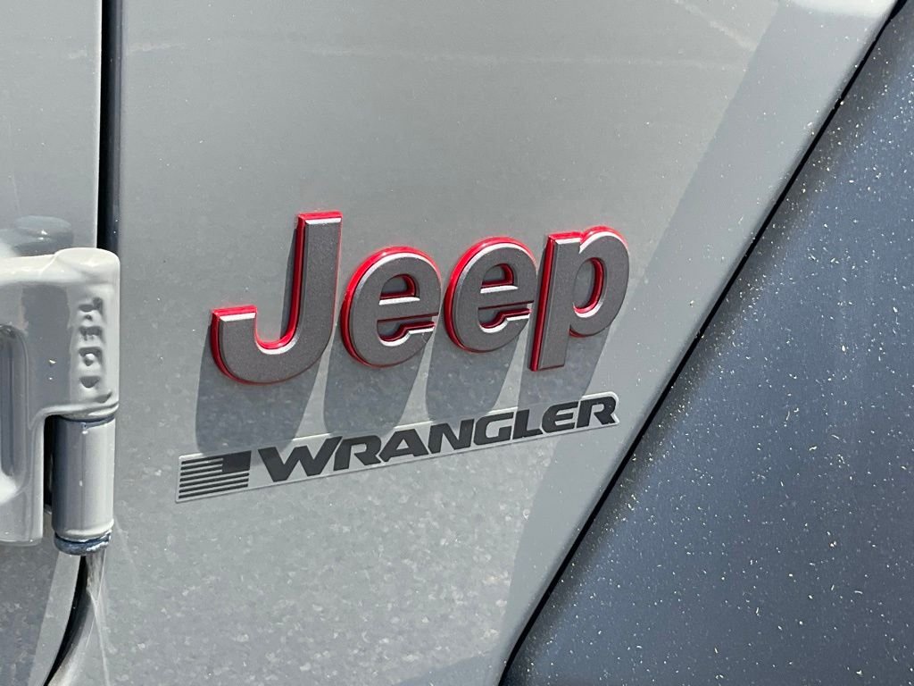 Used 2023 Sting Gray Clearcoat Jeep Rubicon image 28