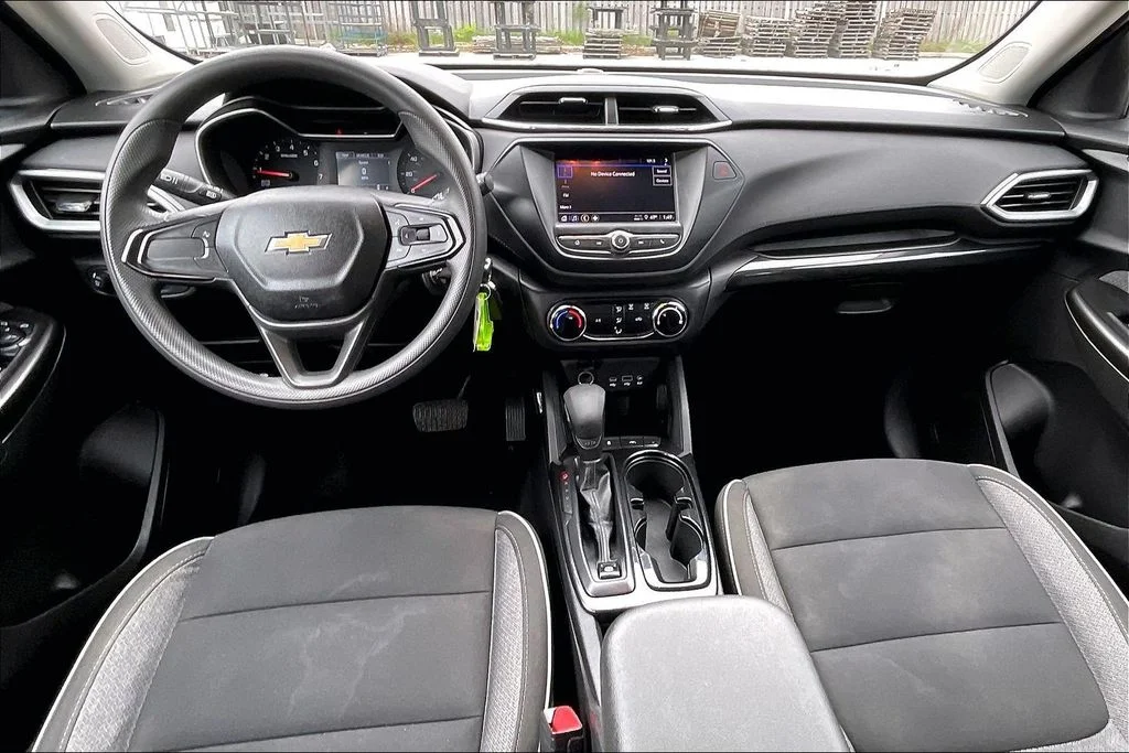 Used 2022 Gray Chevrolet LS image 15
