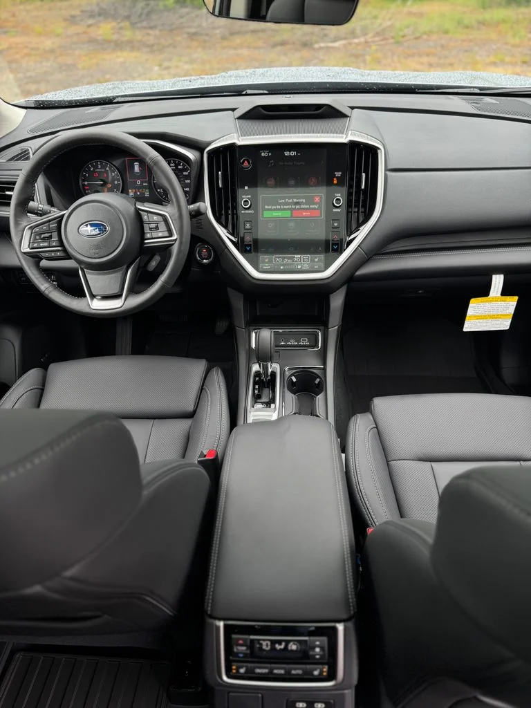 New 2026 ICE SILVER METALLIC Subaru Limited 7-Passenger image 92