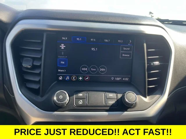 Used 2023 Black GMC SLE image 29