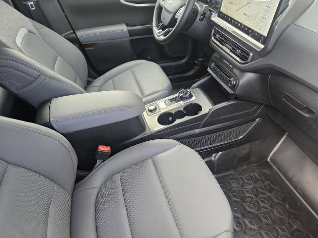 New 2026 Azure Gray Metallic Tri-Coat Ford Badlands® image 29