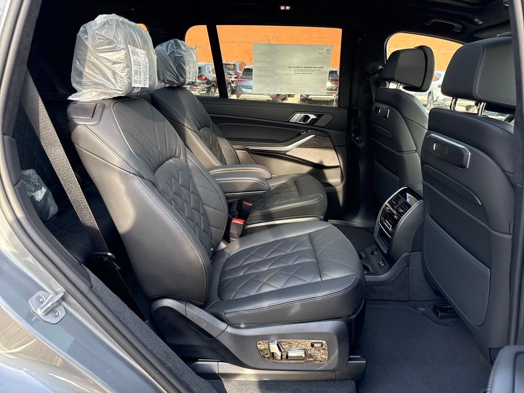 New 2026 Gray BMW xDrive40i image 29
