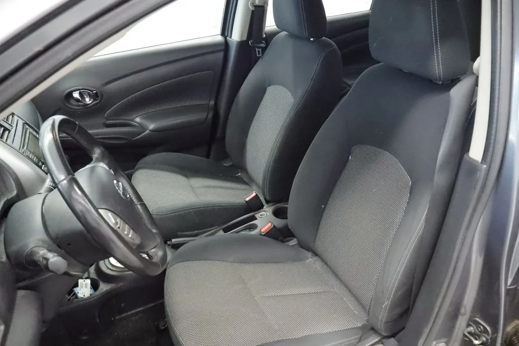 Used 2018 Gray Nissan 1.6 SV image 16