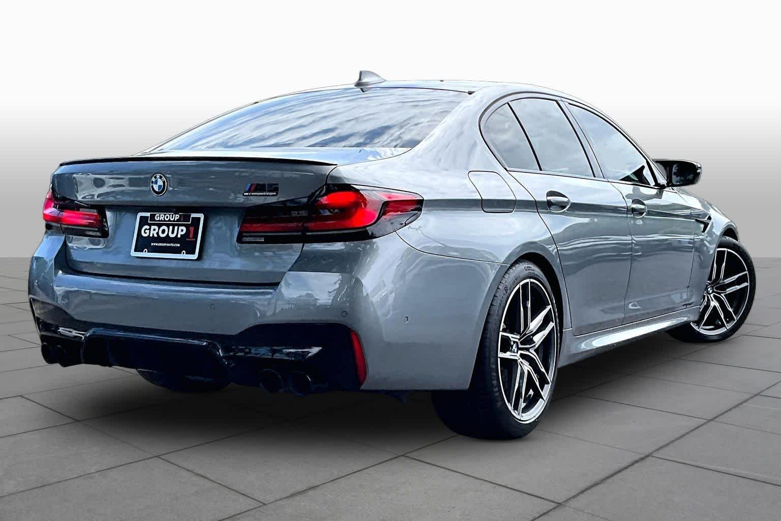 Used 2023 Skyscraper Grey Metallic BMW  image 13