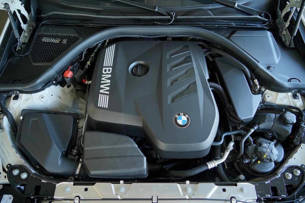 New 2026 Alpine White BMW 330i image 31