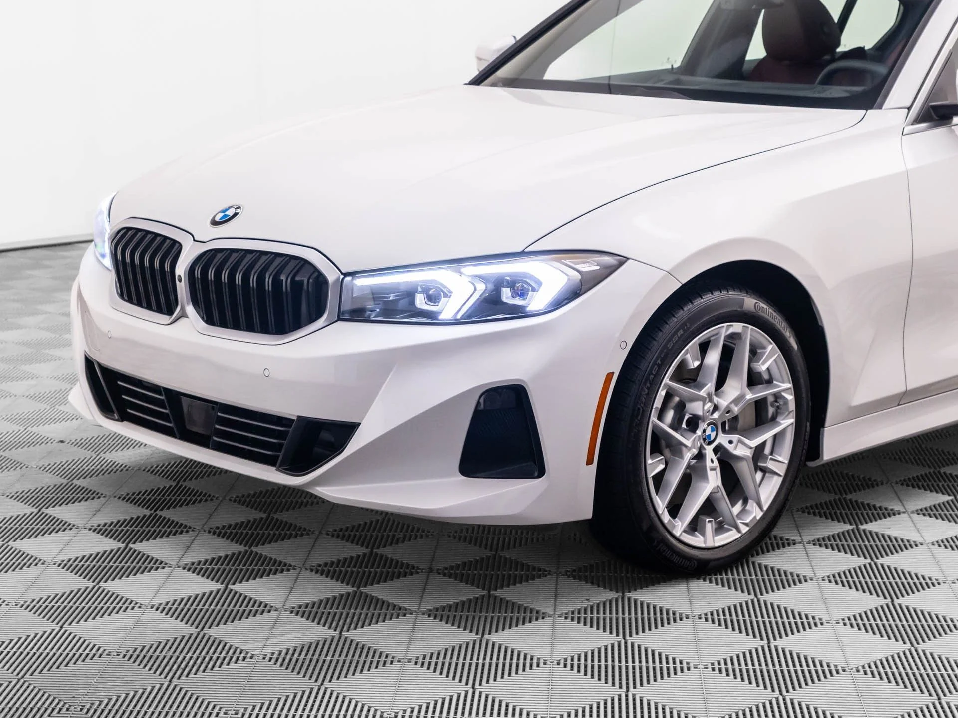 Certified Used 2026 White BMW 330i xDrive image 38