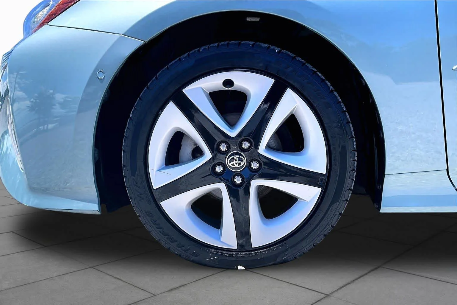 Used 2017 Sea Glass Pearl Toyota Three Touring image 11