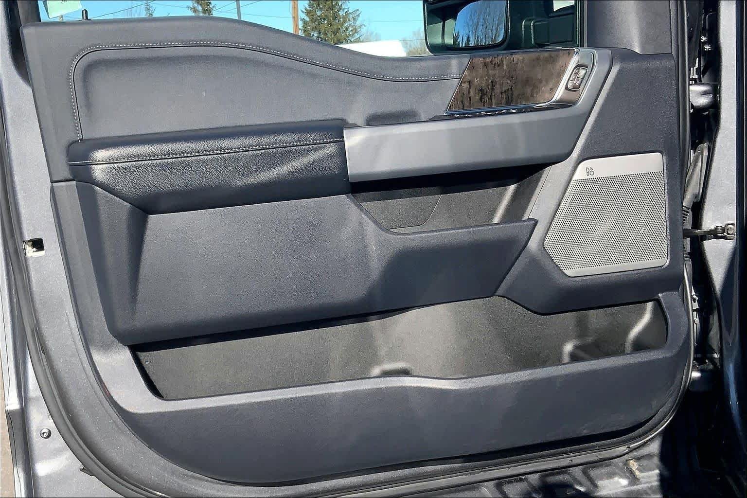 Certified Used 2024 Carbonized Gray Ford LARIAT image 22