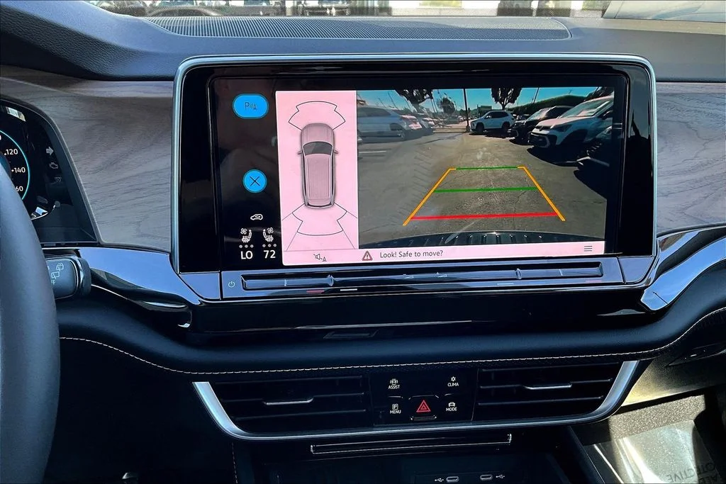 2026 Volkswagen Atlas SE w/Tech - Photo 13
