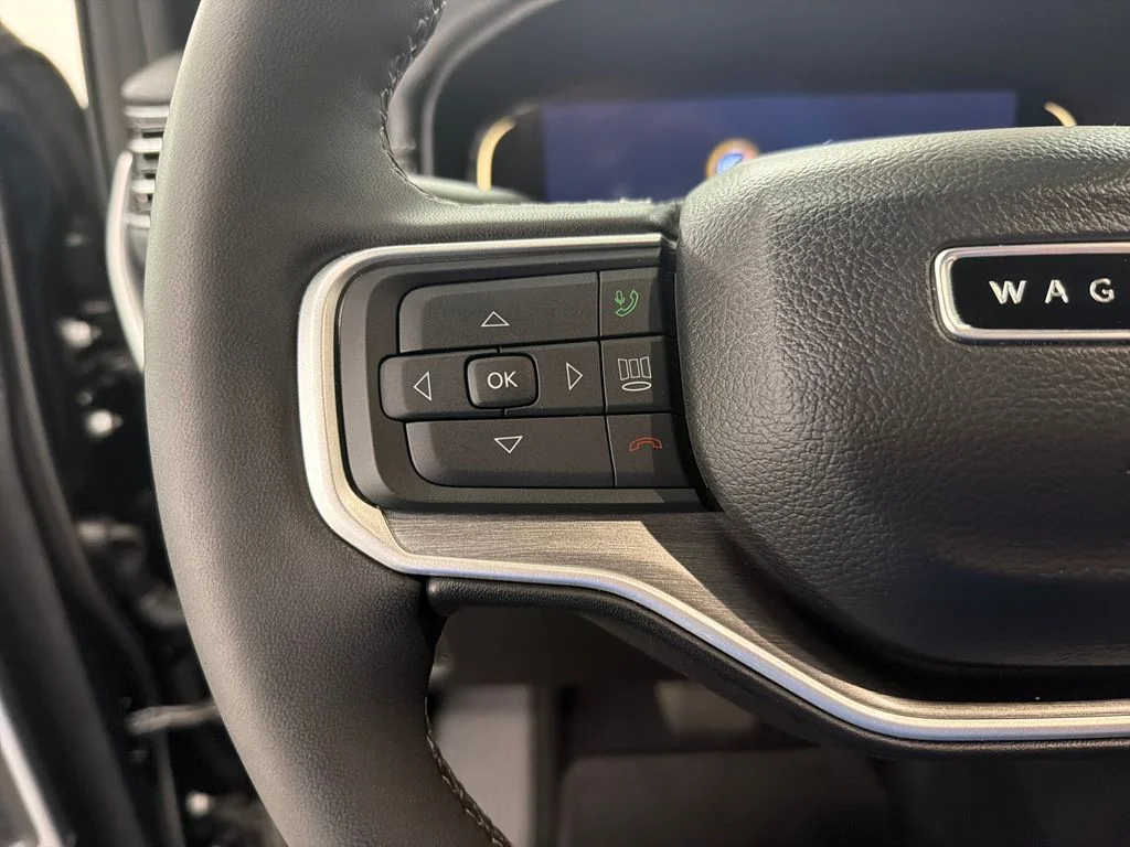Certified Used 2025 Black Jeep Base image 20