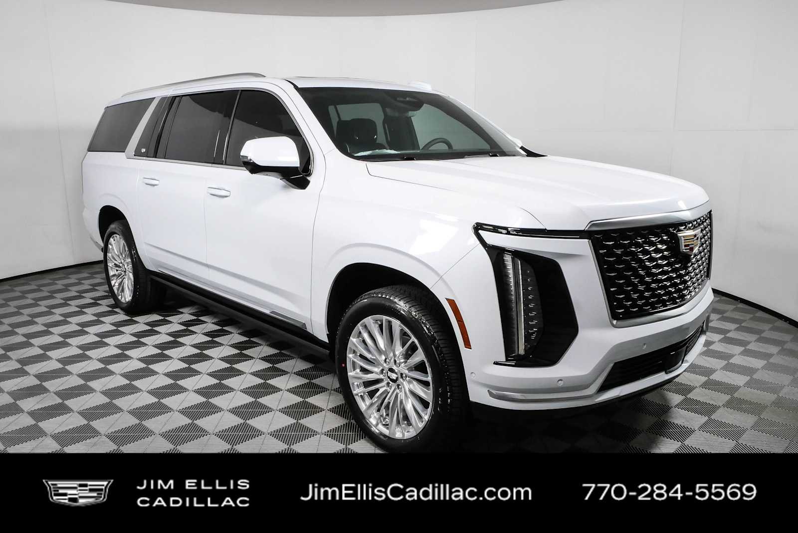 2026 Cadillac Escalade ESV Luxury 4WD's photo