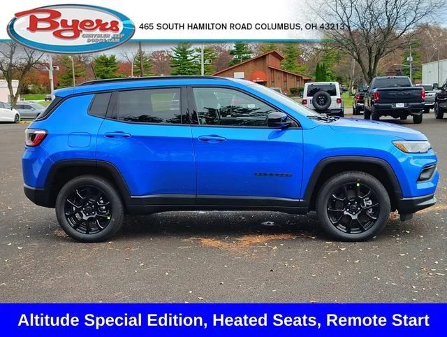 New 2026 Hydro Blue Pearl-Coat Exterior Paint Jeep Latitude image 2