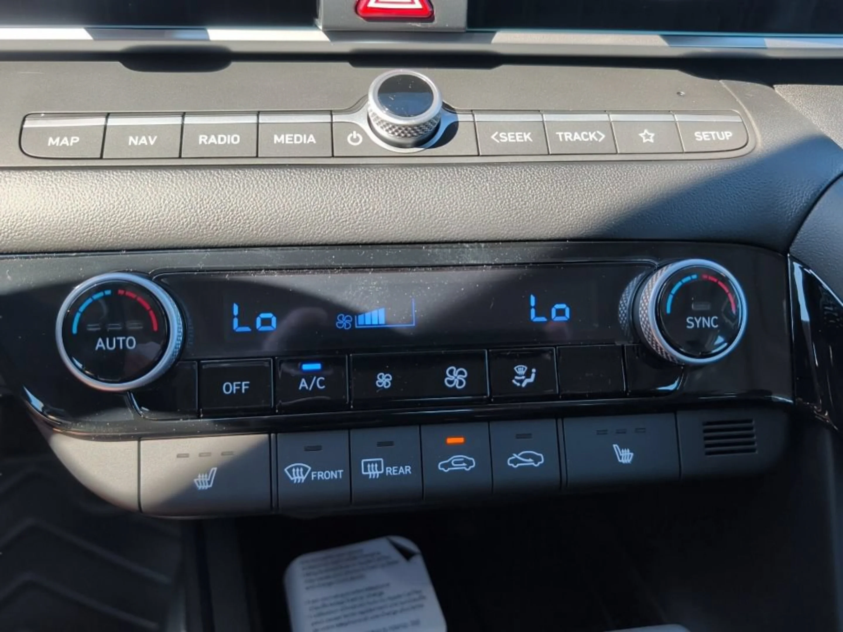 Used 2026 Serenity White Hyundai Limited image 18