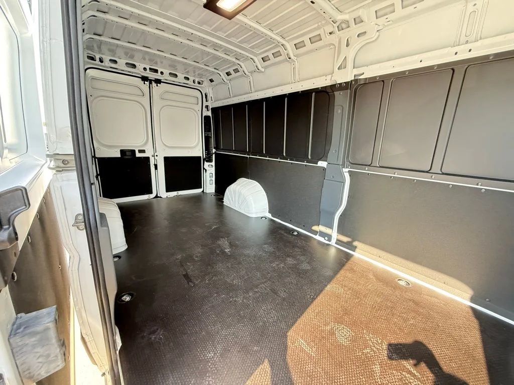 New 2026 Bright White Clear-Coat Exterior Paint RAM High Roof image 21