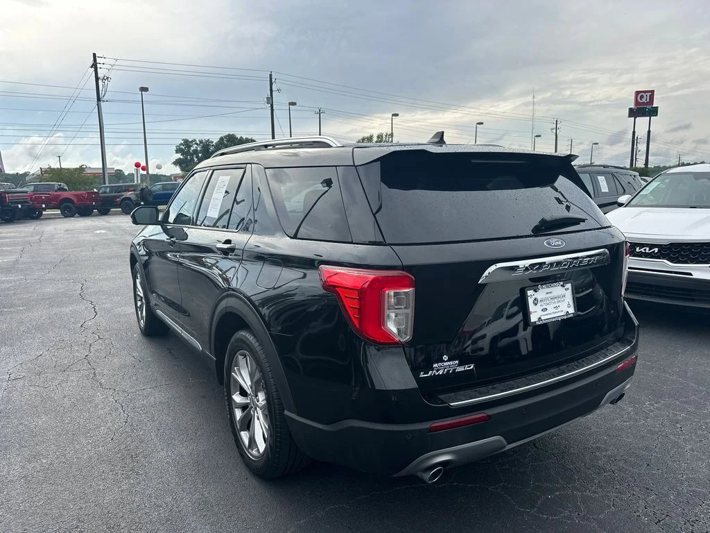 Used 2021 Black Ford Limited image 5