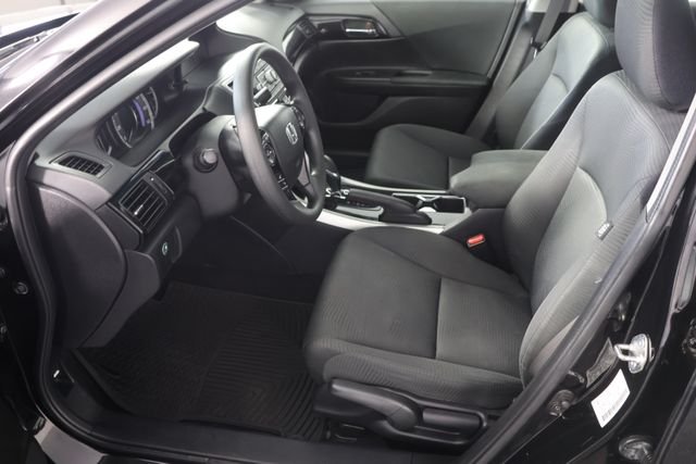 Used 2017 Crystal Black Pearl Honda LX image 16
