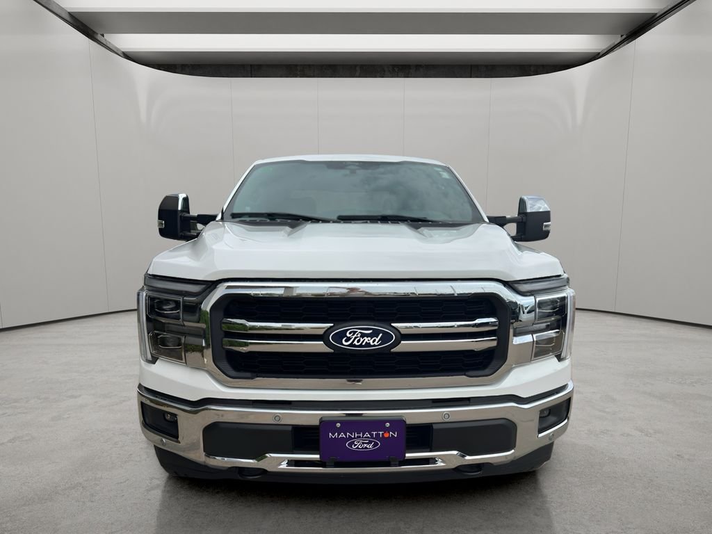 New 2025 Star White Metallic Tri-Coat Ford Lariat® image 8