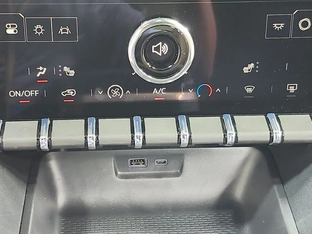New 2026 Silver GMC Elevation image 32